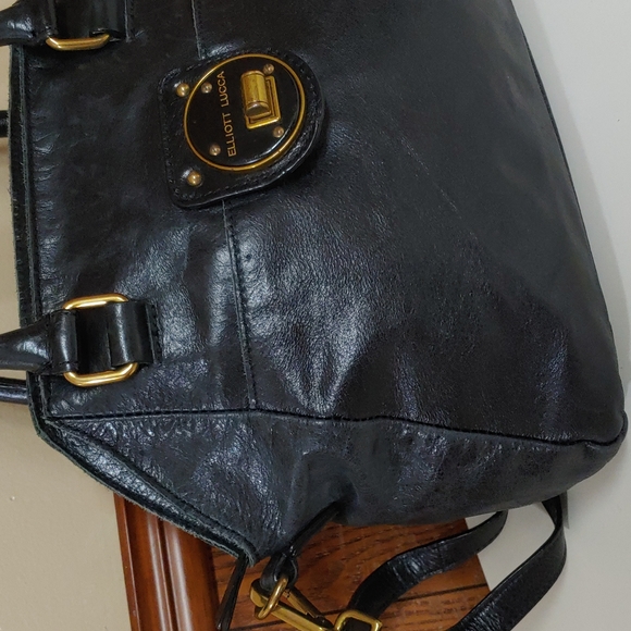 Elliot Lucca Leather Crossbody Hand bag - Picture 4 of 17